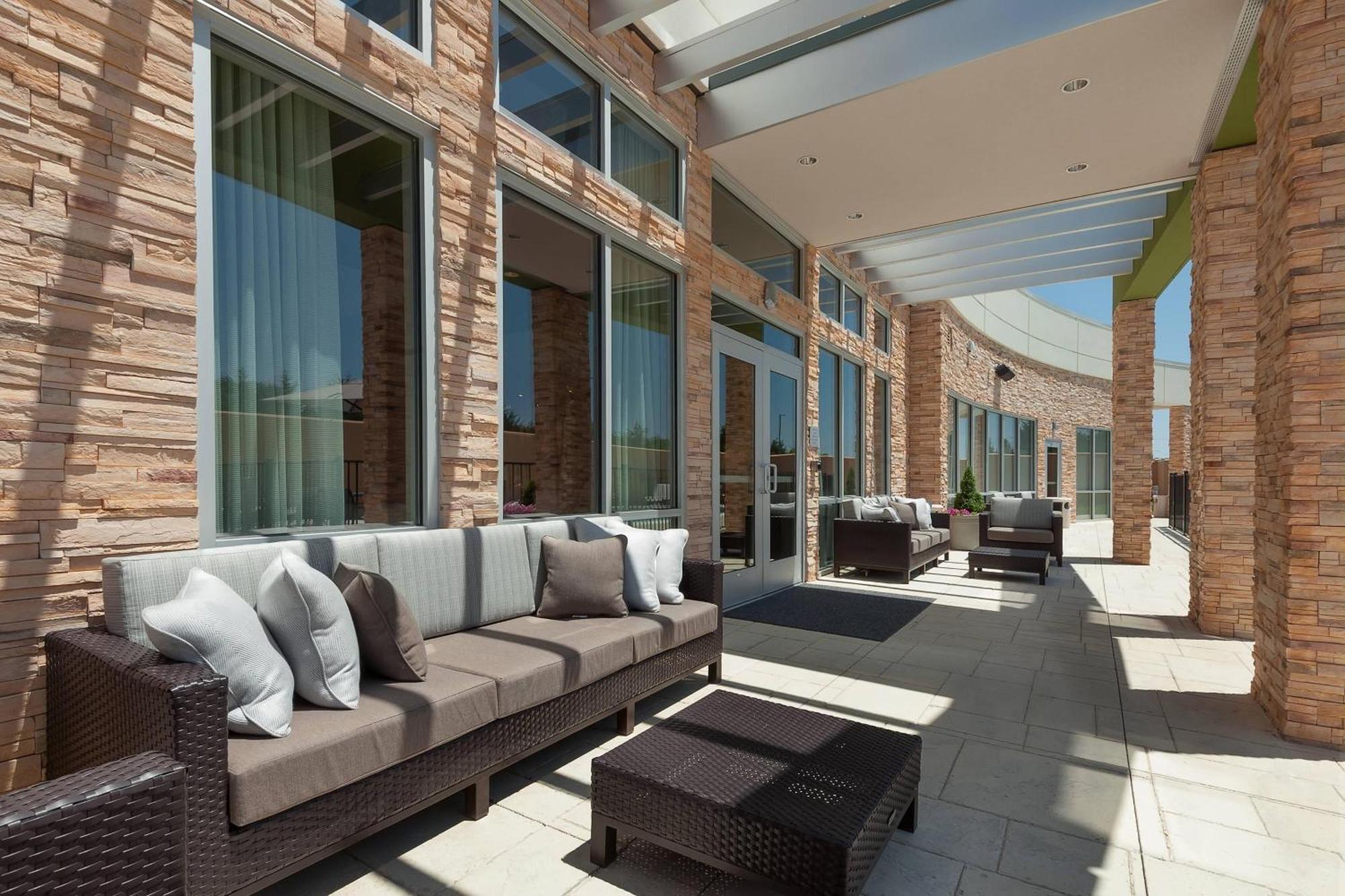 Courtyard By Marriott Ardmore Exterior photo