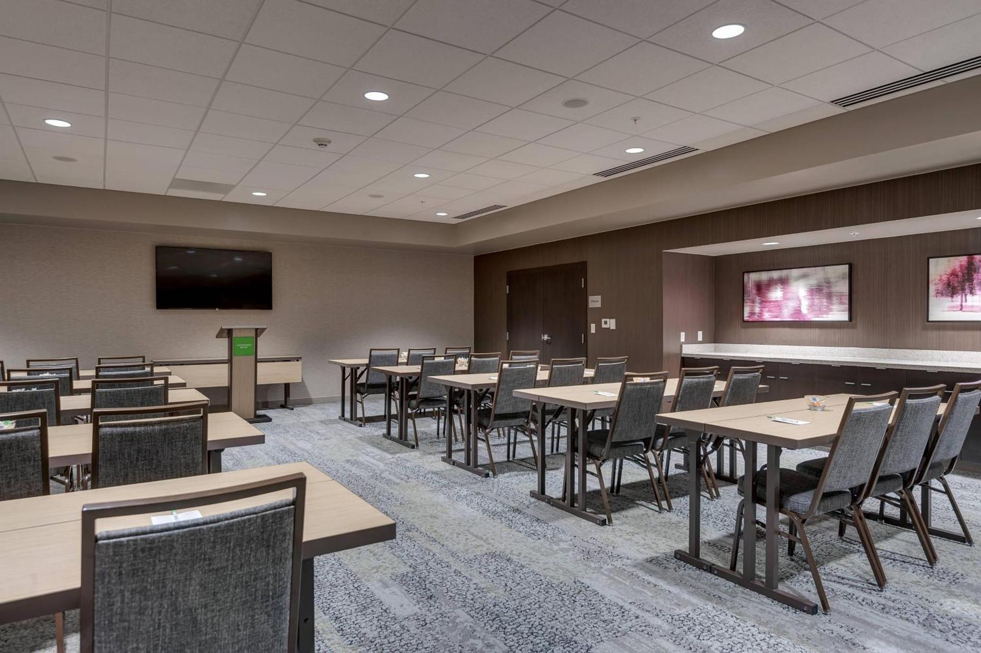 Courtyard By Marriott Ardmore Exterior photo